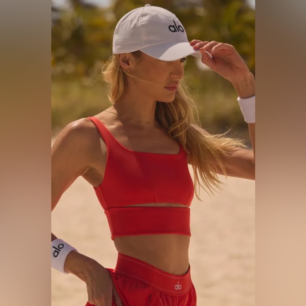 Alo Yoga Slit Bra Red Hot Summer S - Picture 8 of 8